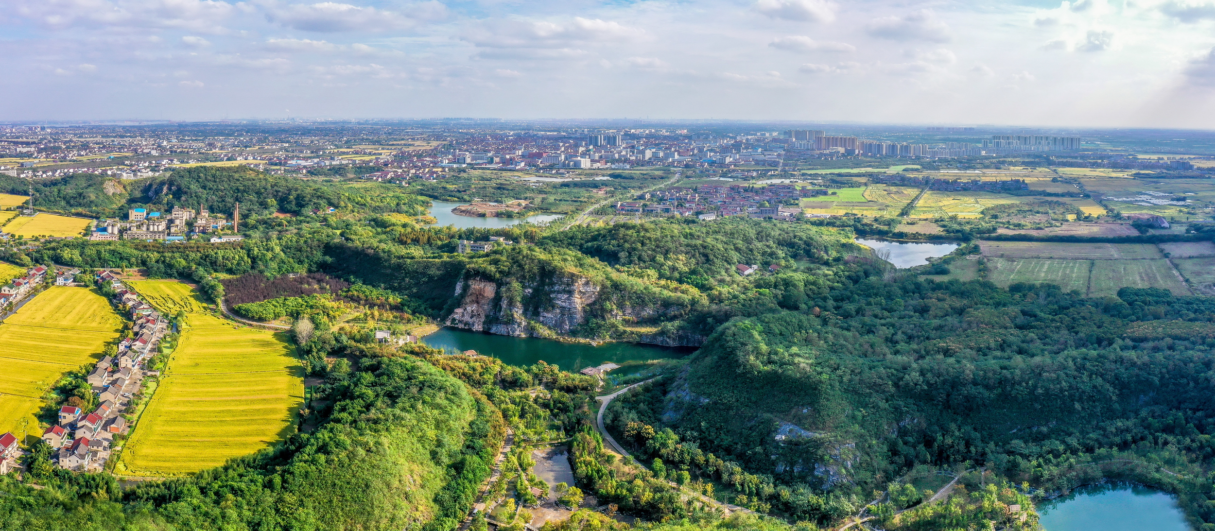 小黄山全景.jpg