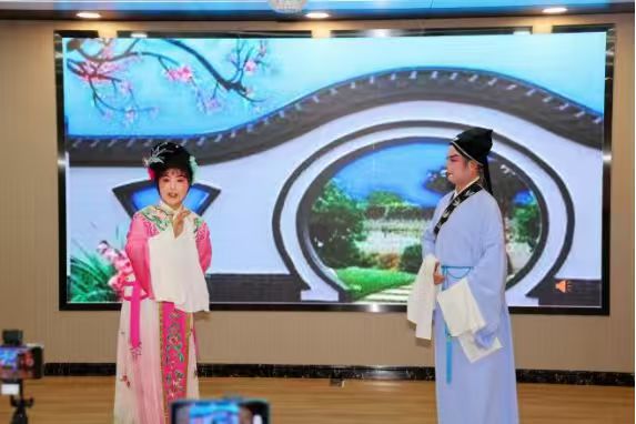 演出.jpg